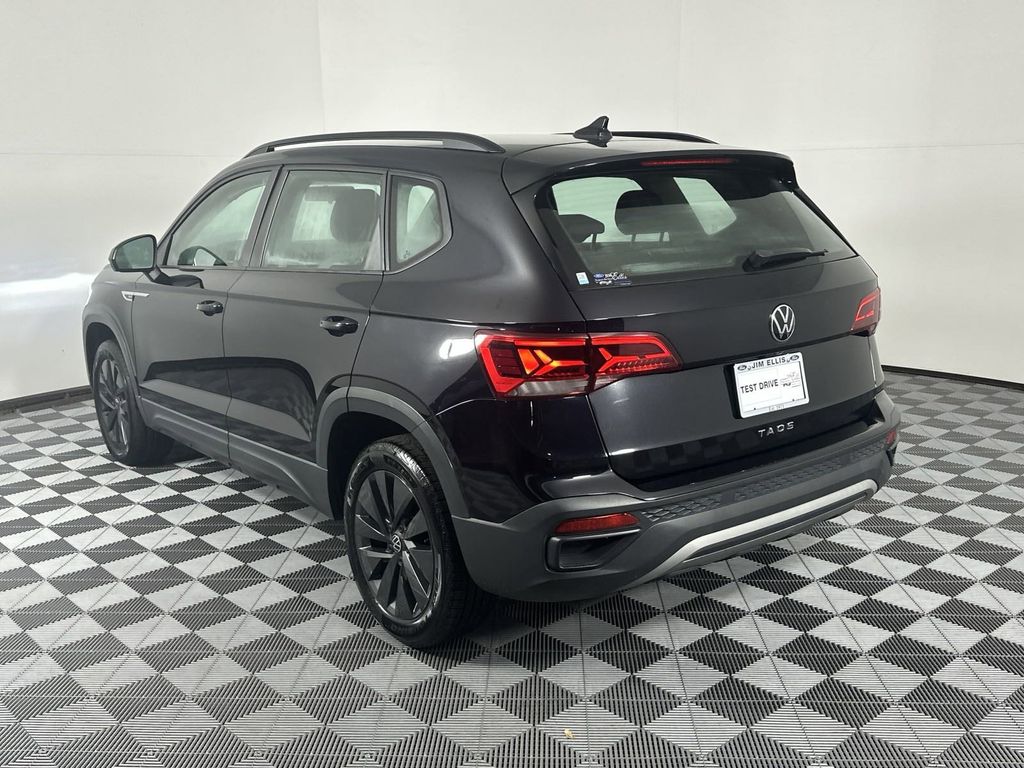 2022 Volkswagen Taos 1.5T S 5