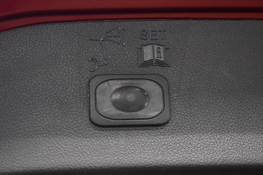 Thumbnail: 2014 Ford Escape - 6