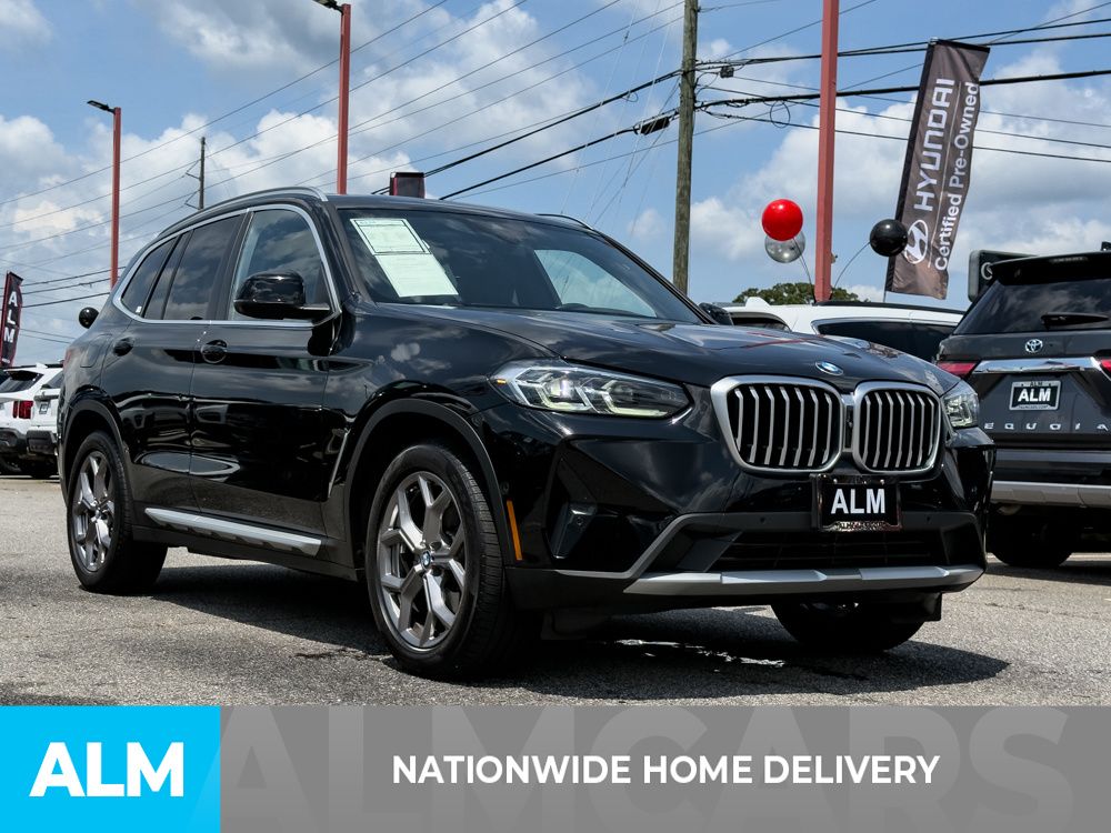 Used 2024 Black BMW sDrive30i image 4