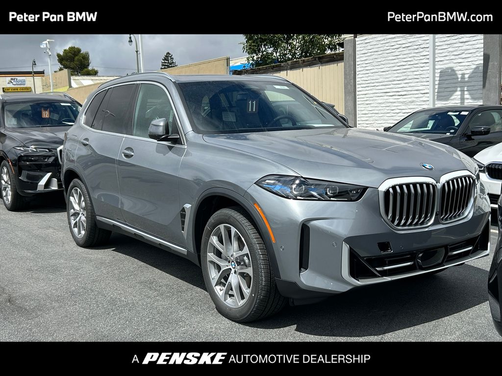 Thumbnail: 2026 BMW X5 - 1