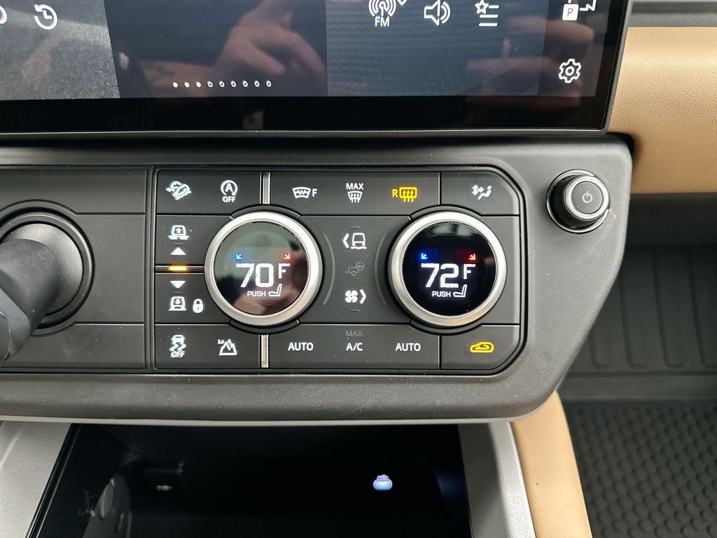 Thumbnail: 2026 Land Rover Defender - 12