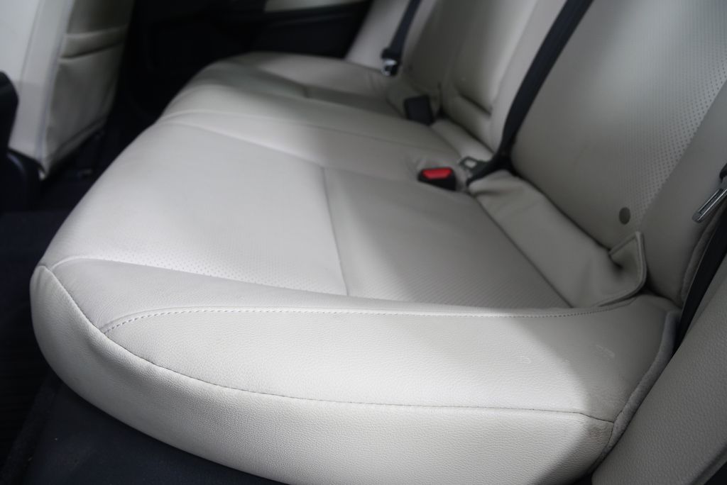 Thumbnail: 2019 Honda Insight - 14