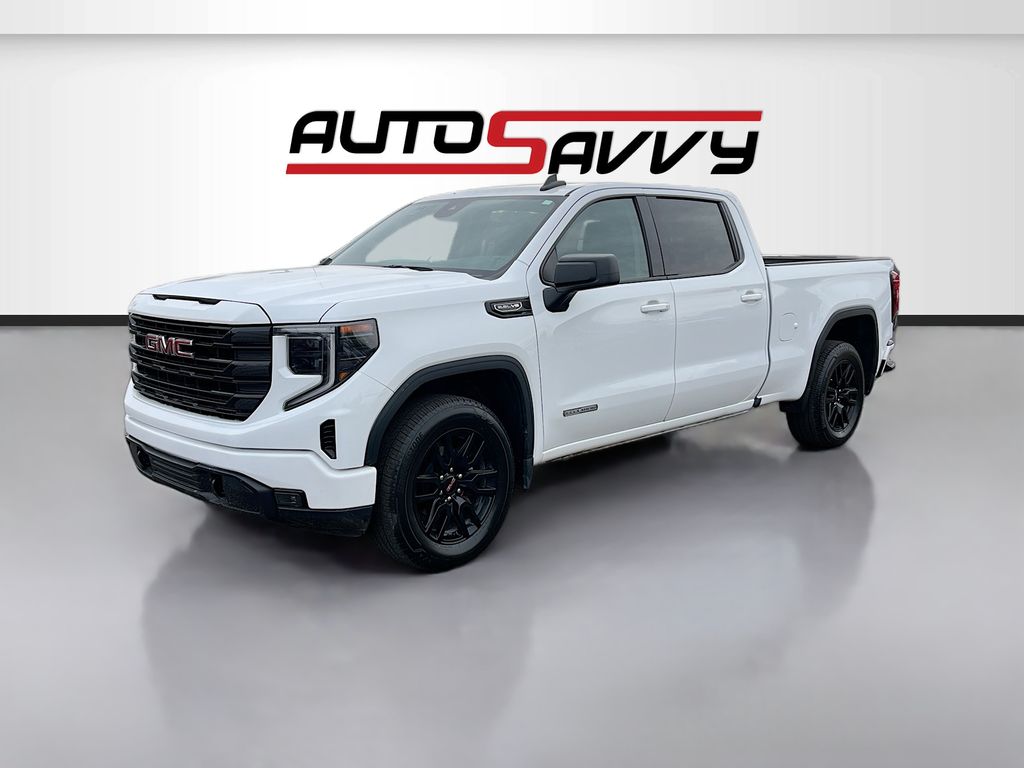 Used 2023 White GMC Elevation image 3