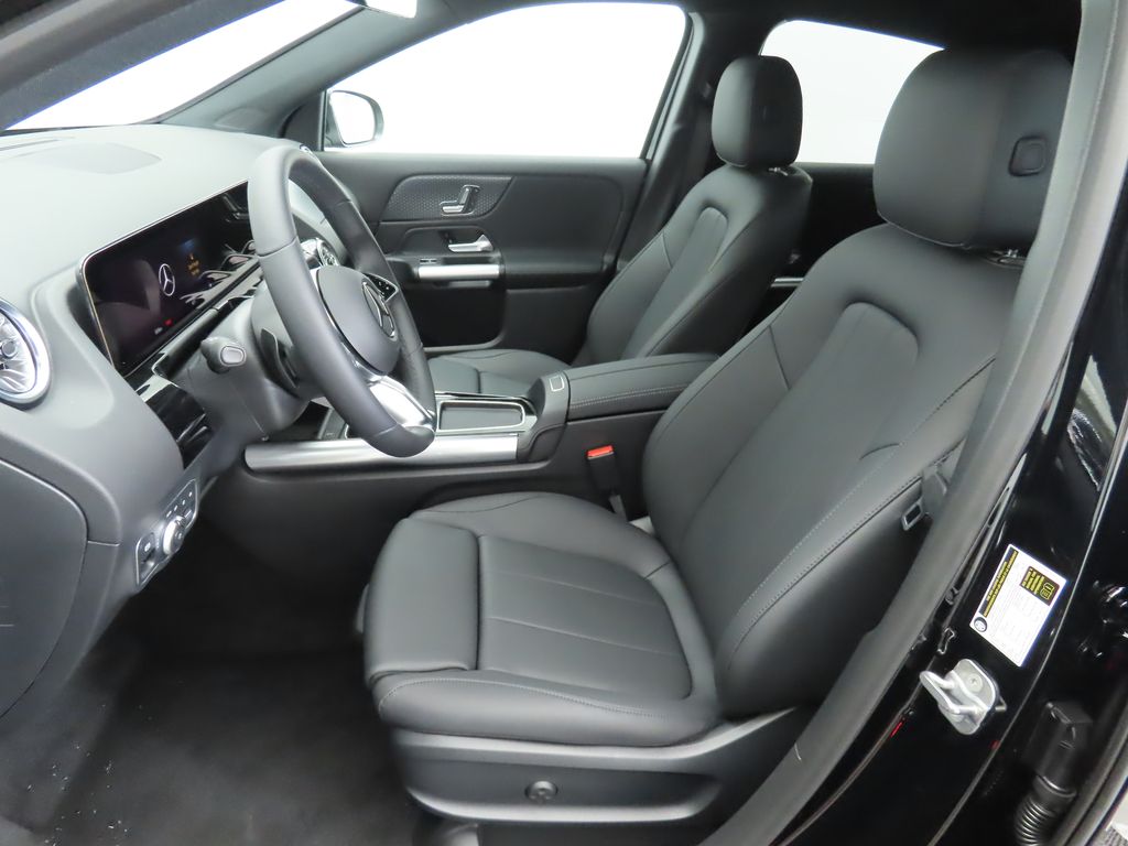 Thumbnail: 2025 Mercedes-Benz GLA - 19