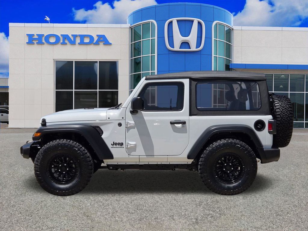 Used 2025 Jeep Wrangler SUV