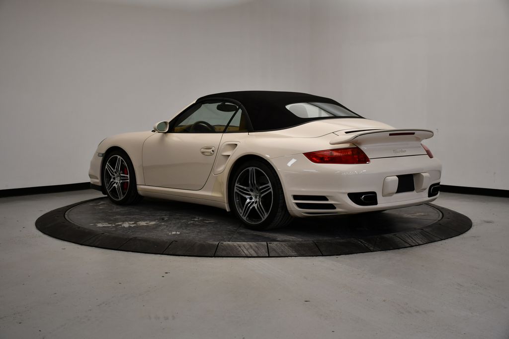 Thumbnail: 2009 Porsche 911 - 3
