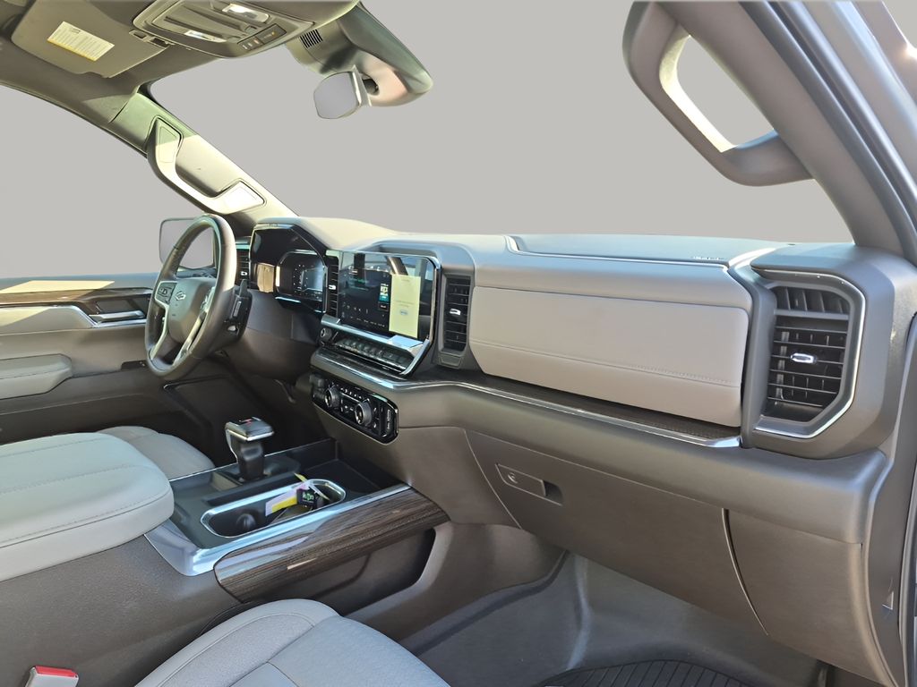 Used 2023 Gray Chevrolet RST image 14