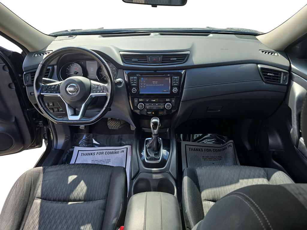 2017 Magnetic Black Nissan Rogue SV AWD SUV