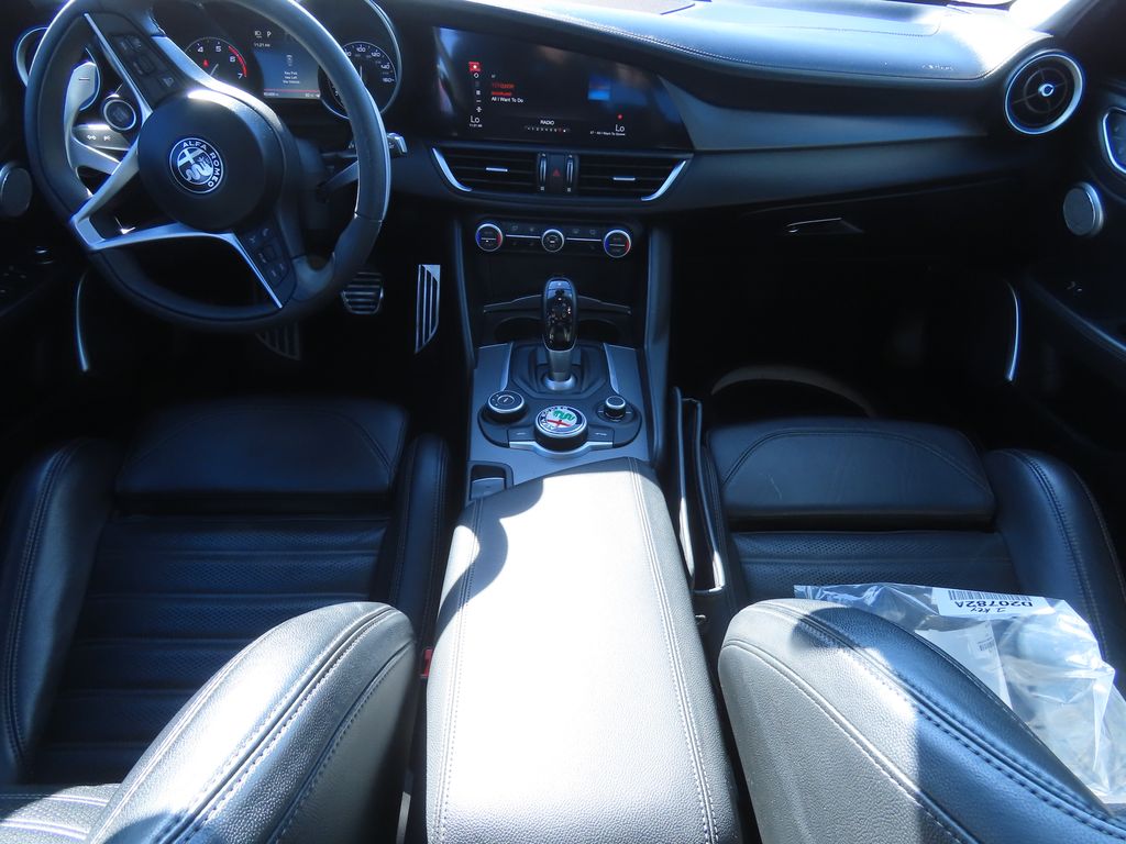 Thumbnail: 2019 Alfa Romeo Giulia - 7