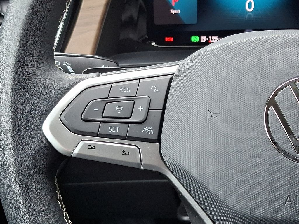 Thumbnail: 2024 Volkswagen Atlas - 21