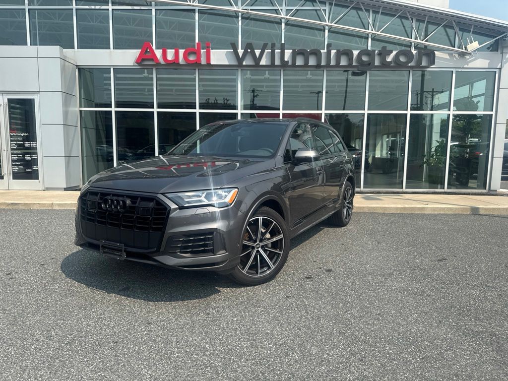 2022 Audi Q7 Gris (Samurai Gray Metallic) SUV/Crossover Tracción en las cuatro ruedas 8 velocidades Automática