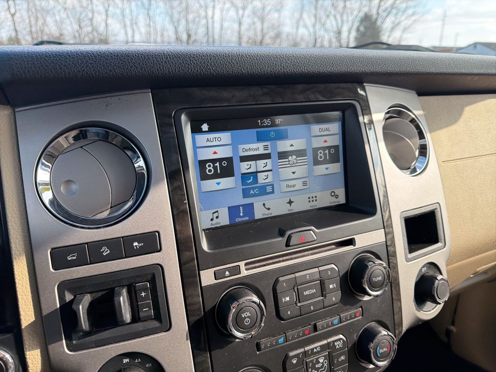 Thumbnail: 2016 Ford Expedition - 31