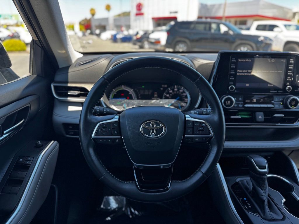Used 2020 Toyota Highlander Hybrid SUV