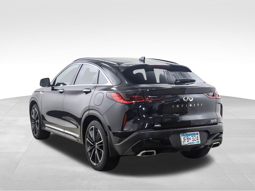 Thumbnail: 2023 INFINITI QX55 - 3