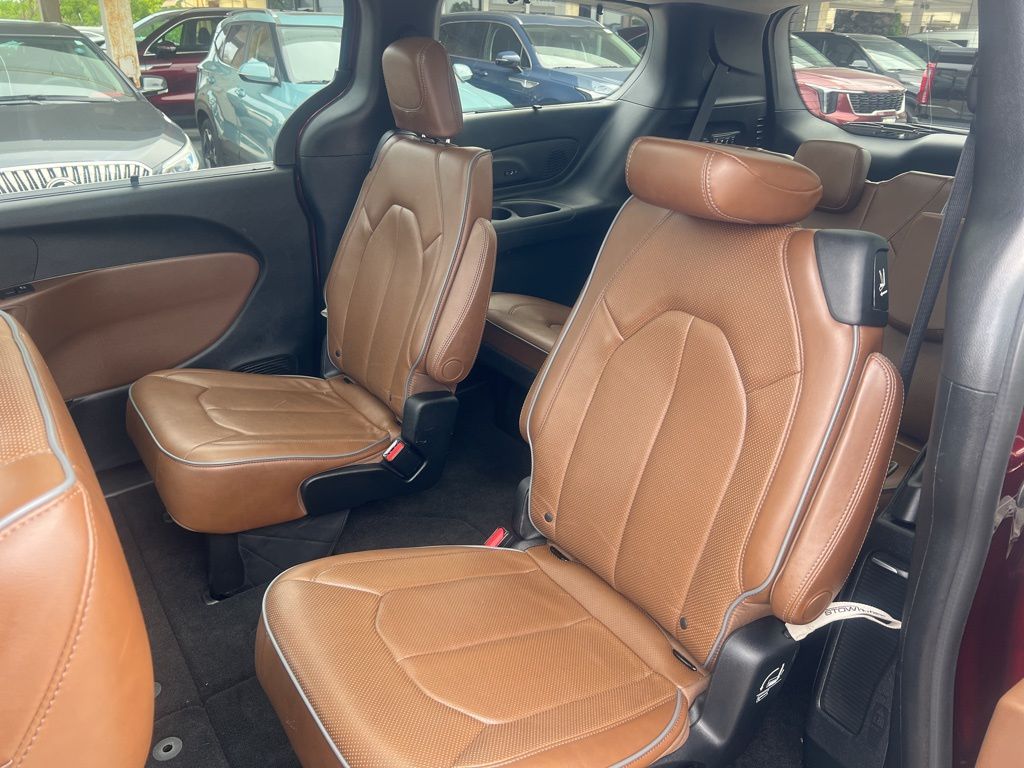 2018 Chrysler Pacifica Limited photo