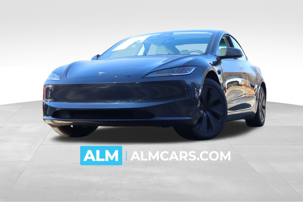 2025 Tesla Model 3 Performance's photo