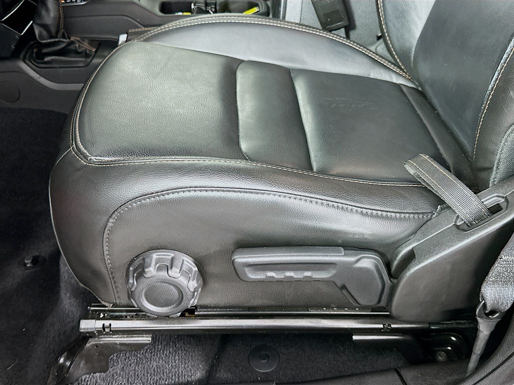 Thumbnail: 2021 Jeep Wrangler - 20