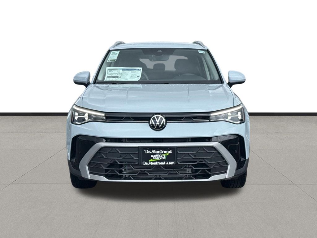 2026 Volkswagen Taos 1.5T SE Gray at DeMontrond Auto Country