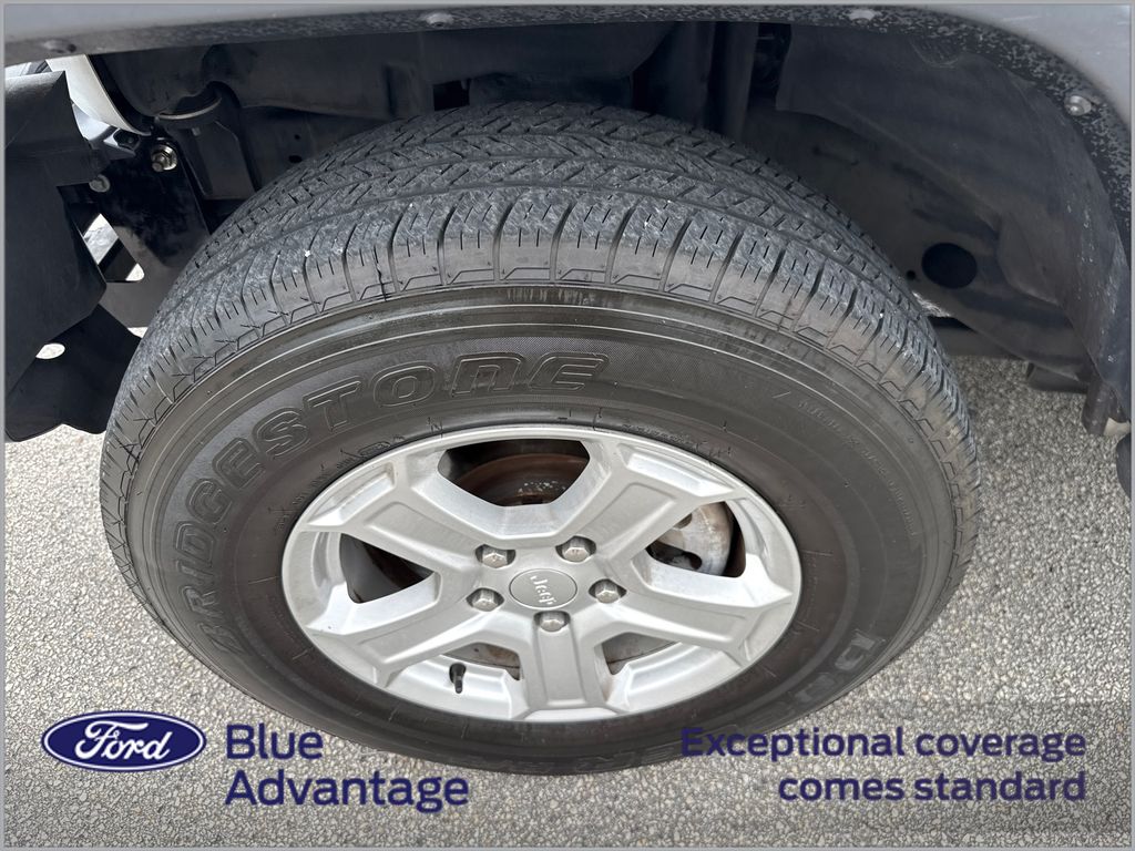 Certified Used 2019 White Jeep Sport S image 12