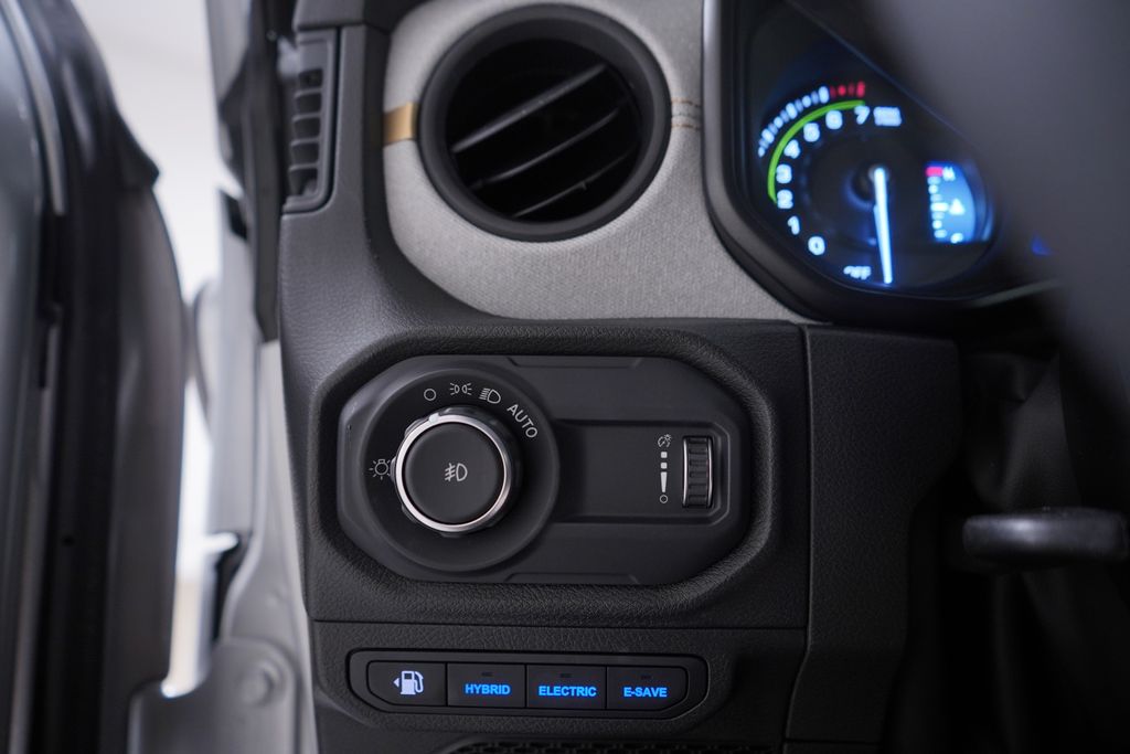 Thumbnail: 2024 Jeep Wrangler - 19