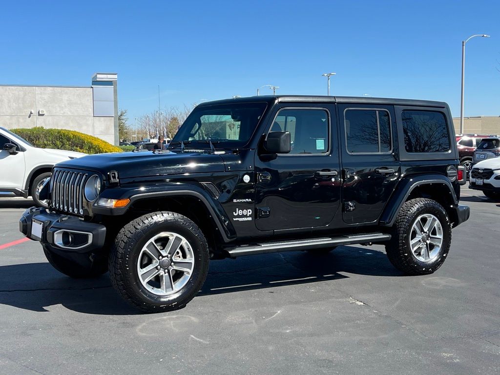 Black Clearcoat 2022 Jeep Wrangler Unlimited Sahara 4WD SUV / Crossover Four-Wheel Drive 8-Speed Automatic