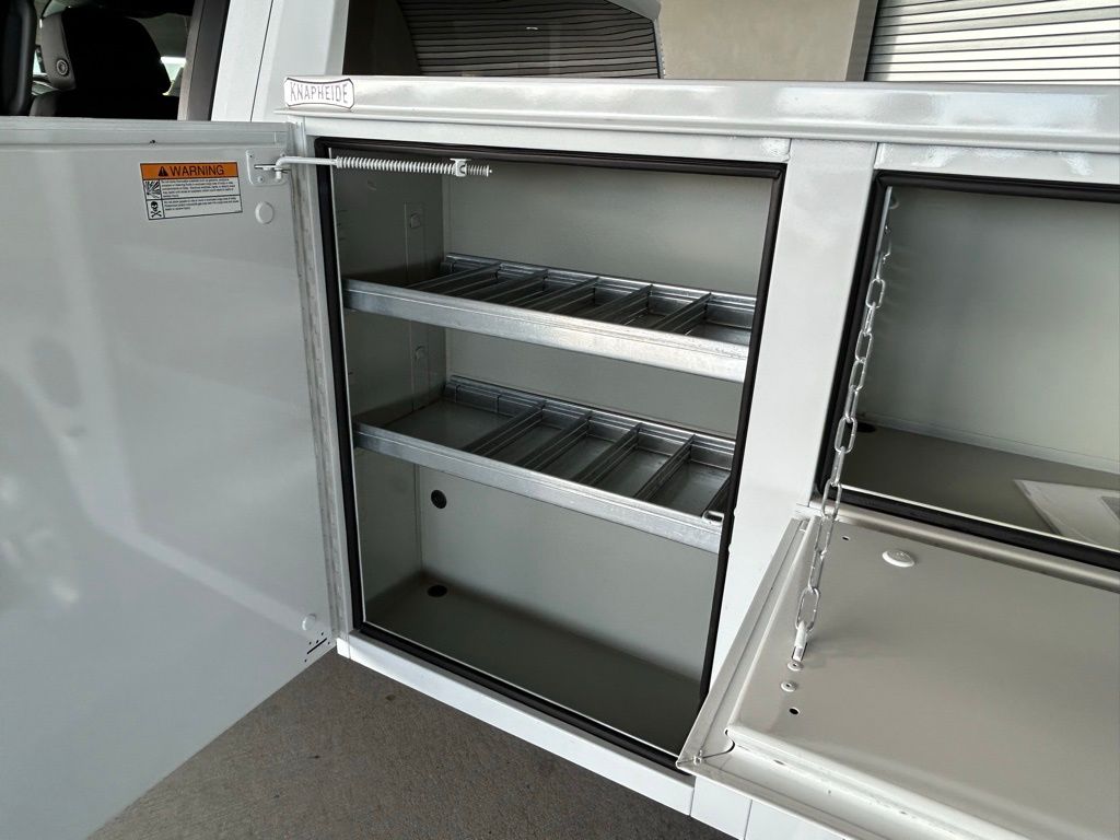 New 2026 Summit White Chevrolet Work Truck image 27