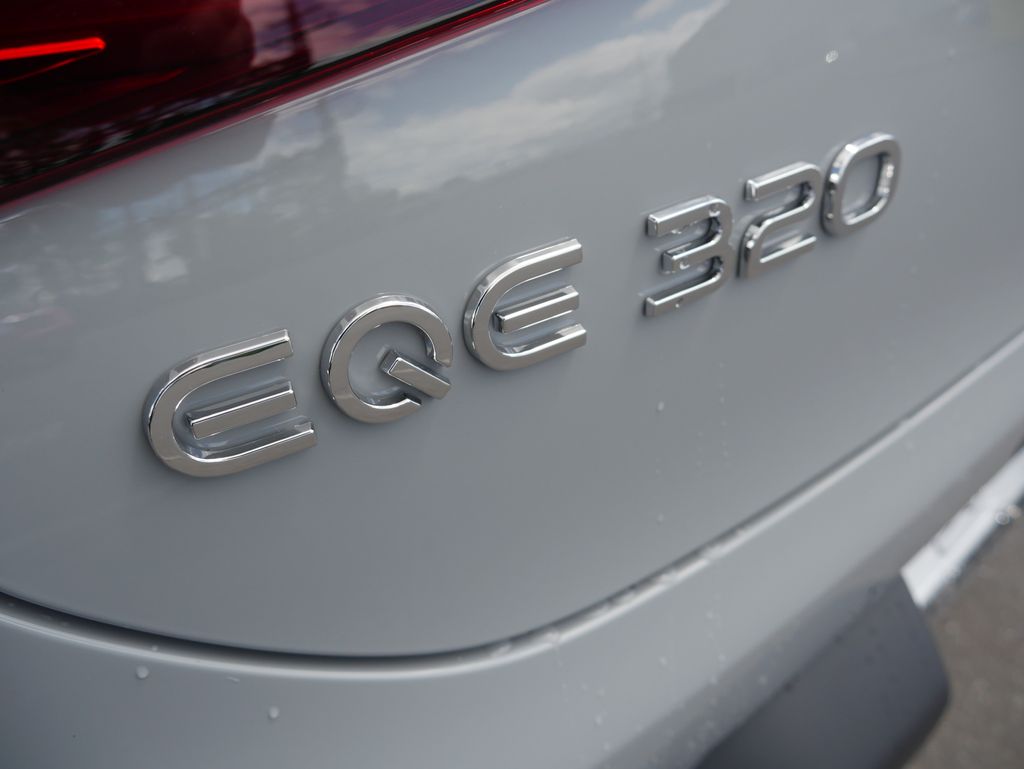 Thumbnail: 2026 Mercedes-Benz EQE - 9