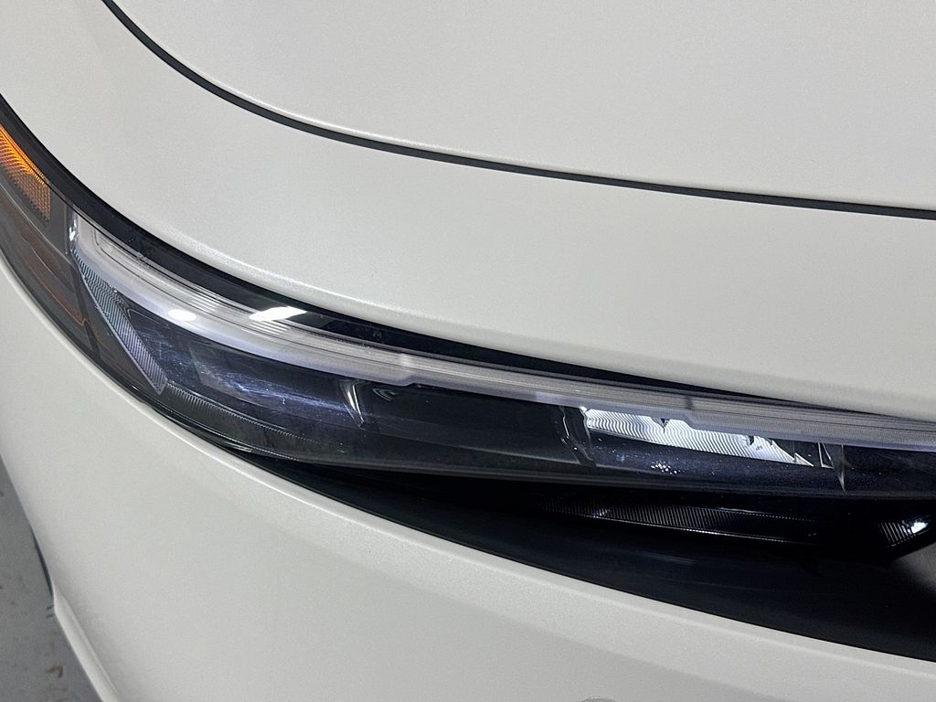 Used Car 2025 Honda Accord Hybrid  Touring For Sale Under $35,000 In Austin, Texas