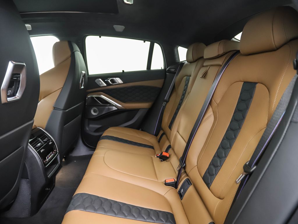 Thumbnail: 2026 BMW X6 - 22