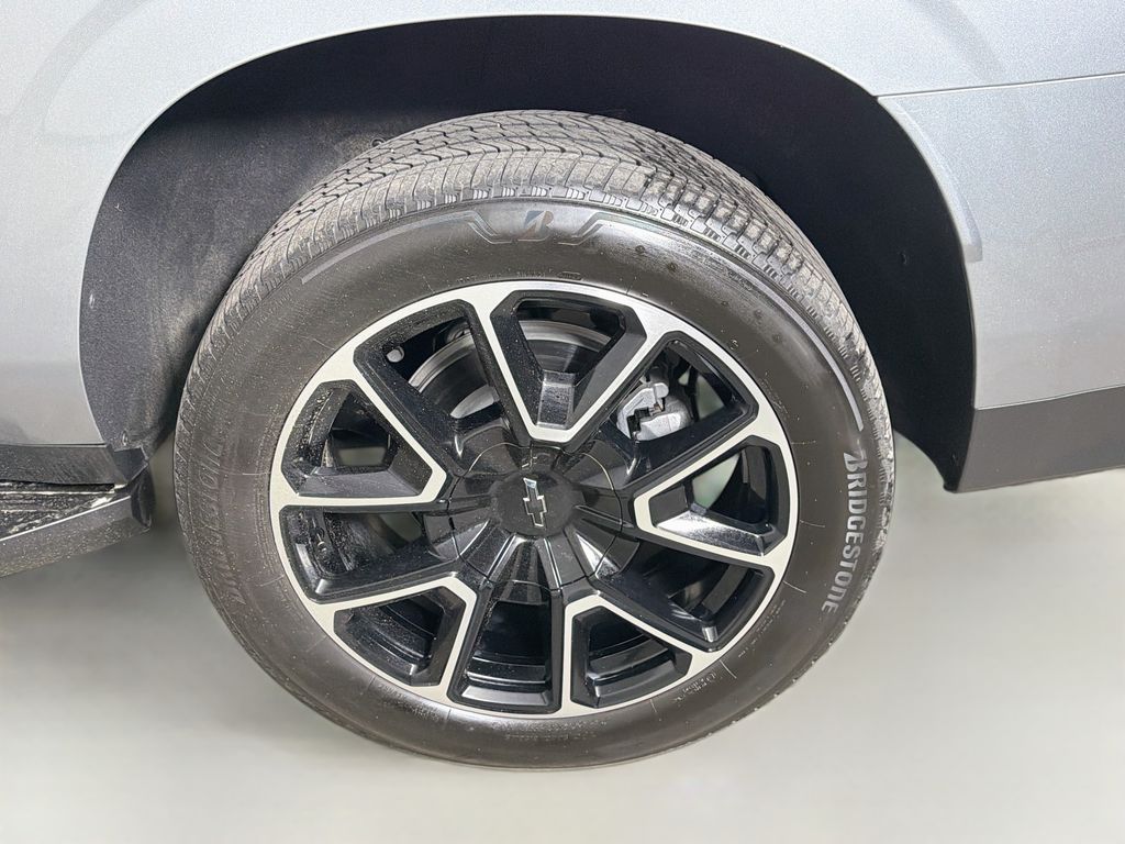 Used 2024 Chevrolet Suburban SUV