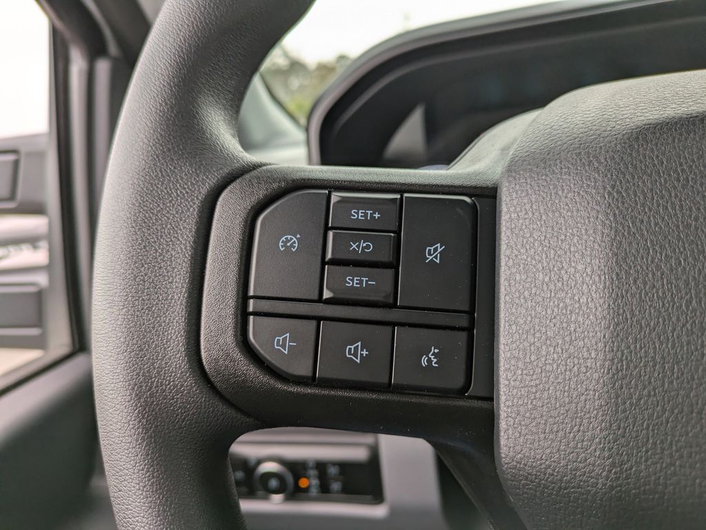 2026 Ford F-350 Super Duty XL