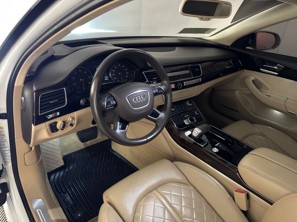 Certified Used 2018 White Audi L 4.0T Sport image 6