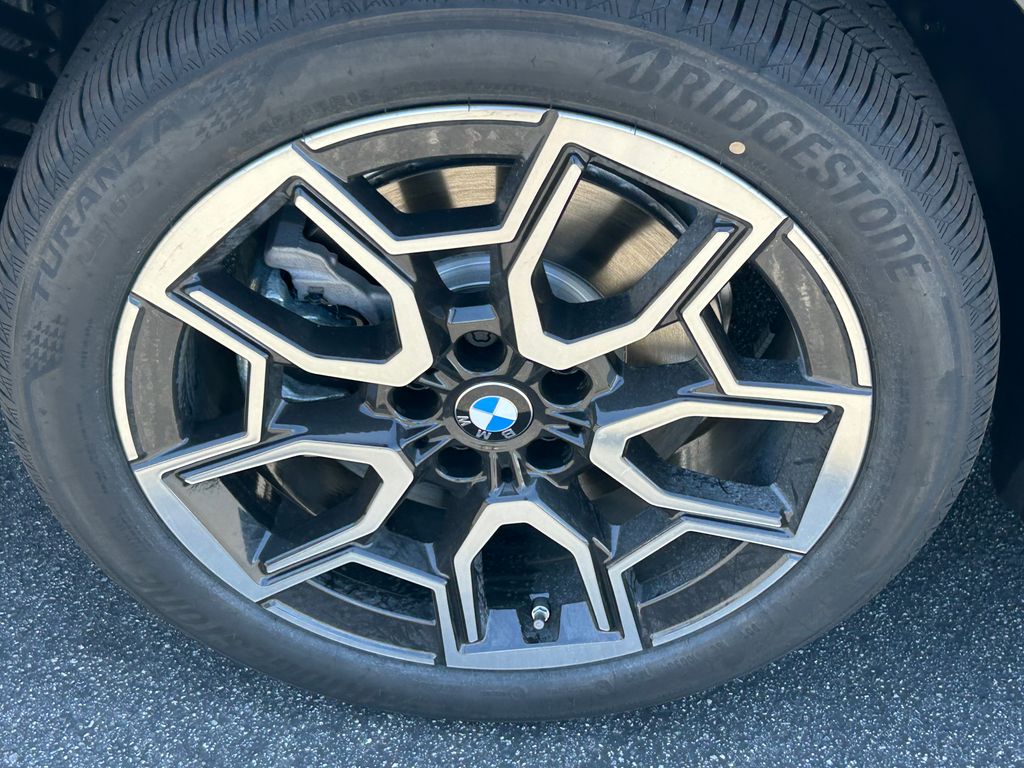 Thumbnail: 2025 BMW X1 - 3
