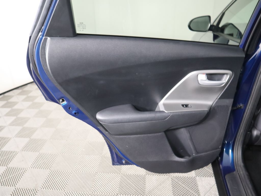 Thumbnail: 2019 Kia Niro - 26