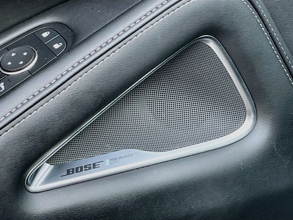 Used 2025 Gray INFINITI LUXE image 19