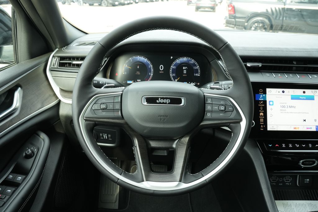 2026 Jeep Grand Cherokee L Laredo - 5