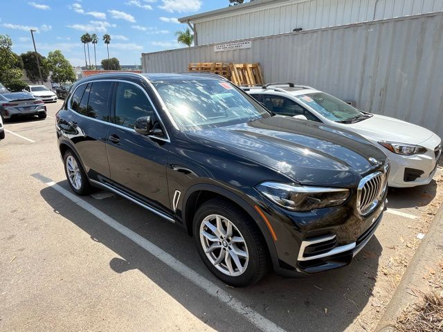 Thumbnail: 2022 BMW X5 - 3