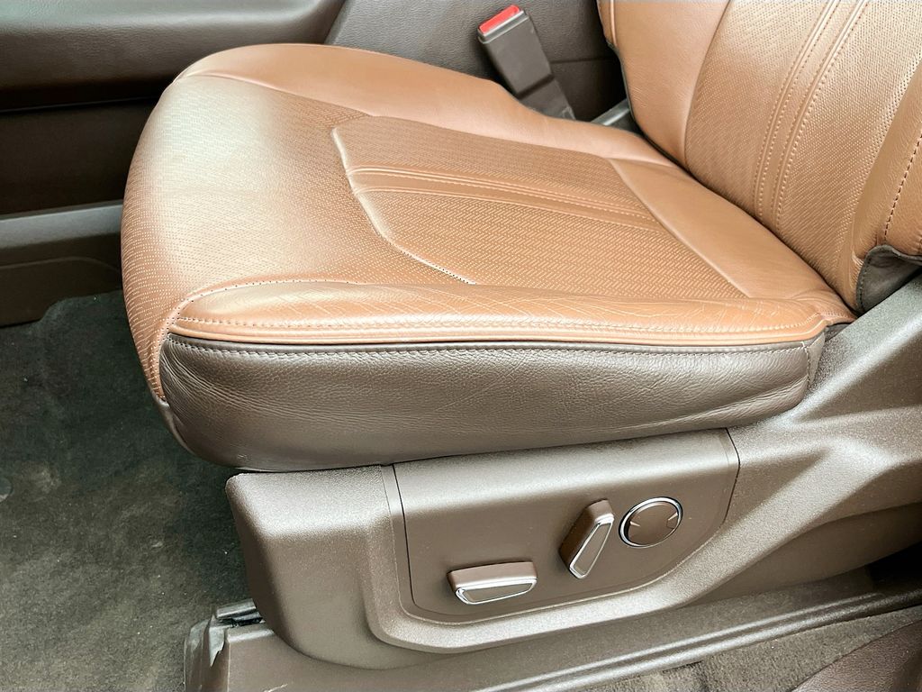 Used 2023 Red Ford King Ranch image 20