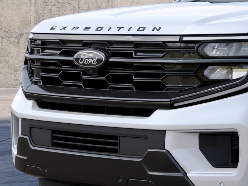 New 2027 White/off-white Ford Platinum image 19