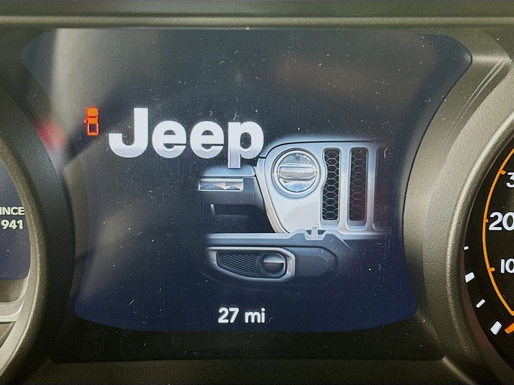 New 2026 Gray Jeep Mojave image 11