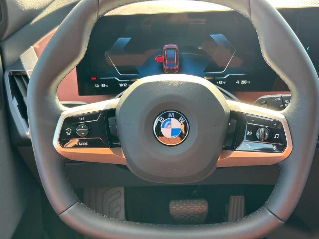 Thumbnail: 2026 BMW iX - 18