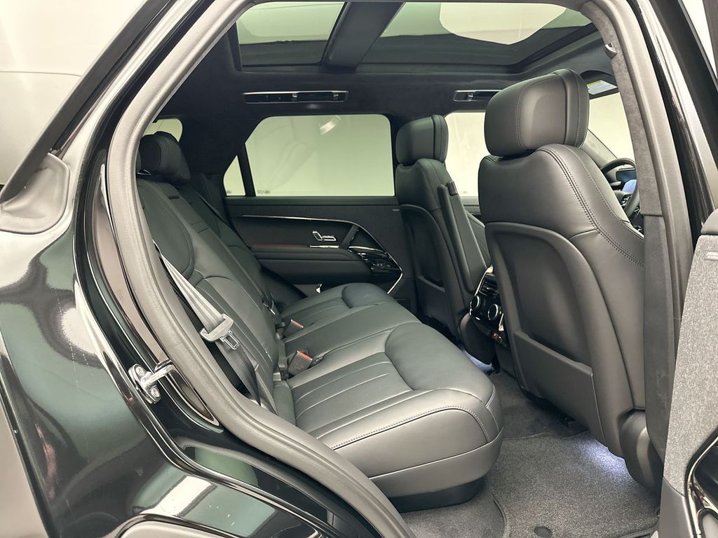Thumbnail: 2024 Land Rover Range Rover Sport - 12