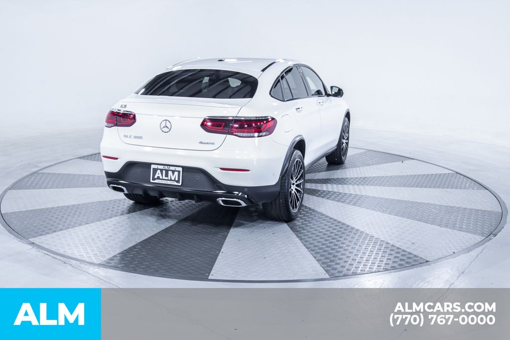 Used 2022  Mercedes-Benz GLC 300 Coupe image 10