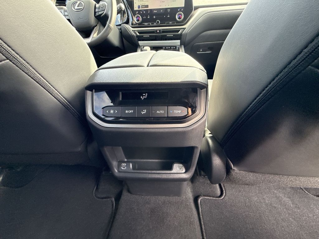 Thumbnail: 2026 Lexus TX - 18