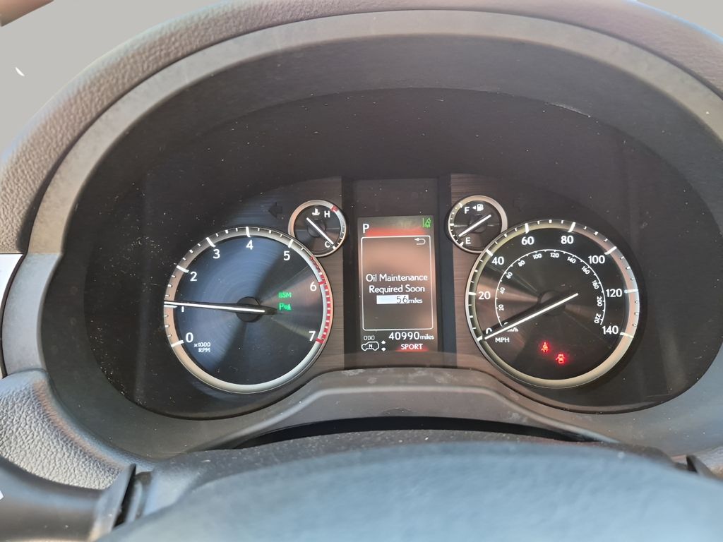 Used 2023 White Lexus 460 Luxury image 39