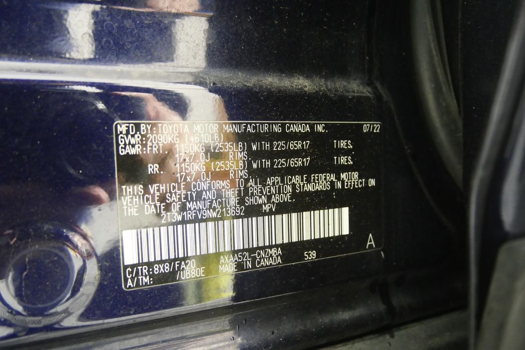 Thumbnail: 2022 Toyota RAV4 - 8