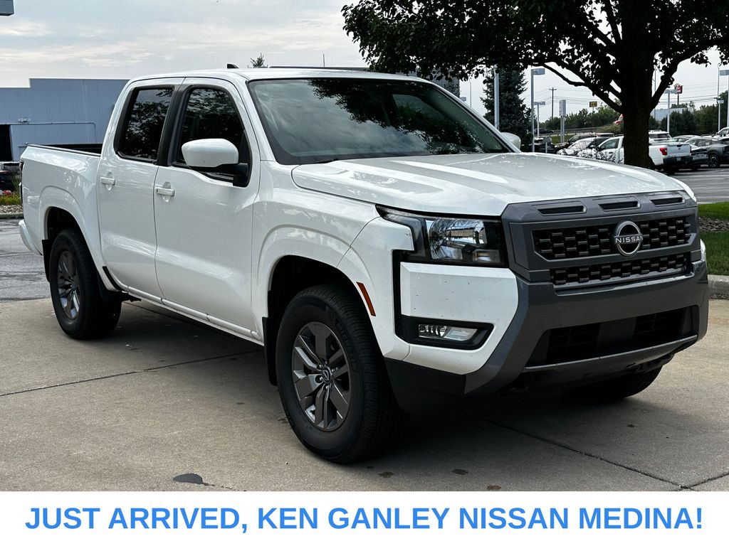 Glacier White 2025 Nissan Frontier Pickup Truck Four-Wheel Drive 9-Speed Automatic Overdrive