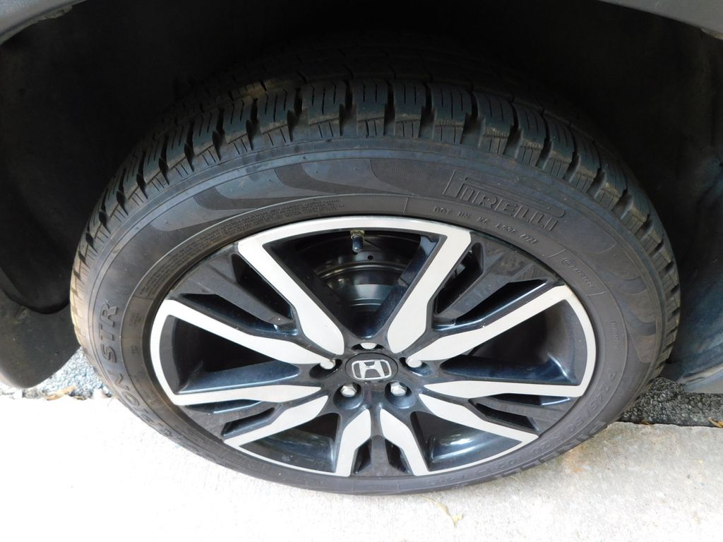 Thumbnail: 2021 Honda Pilot - 7