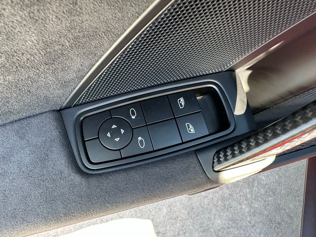 Thumbnail: 2026 Porsche 911 - 21