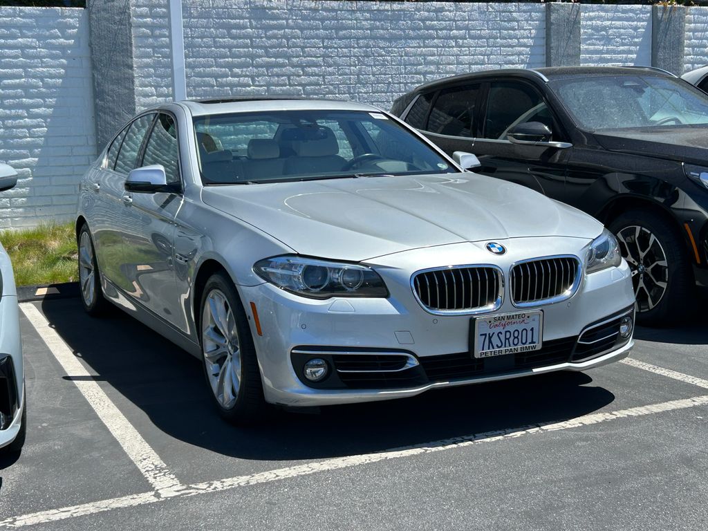 Thumbnail: 2015 BMW 5 Series - 2